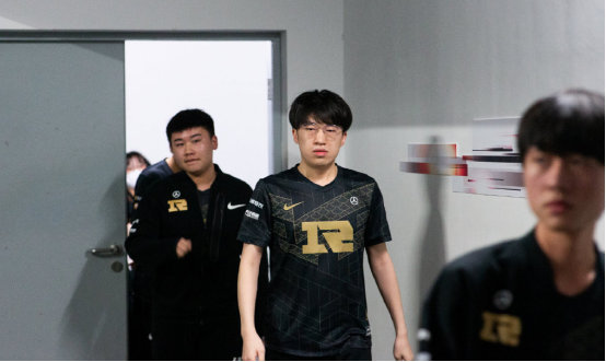 拥有较深阵 拥有较深阵