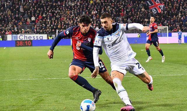 门对抗的坚 门对抗的坚